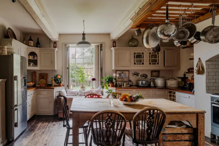 19th-century-georgian-farmhouse-wiltshire-cozy-interiors-nordroom