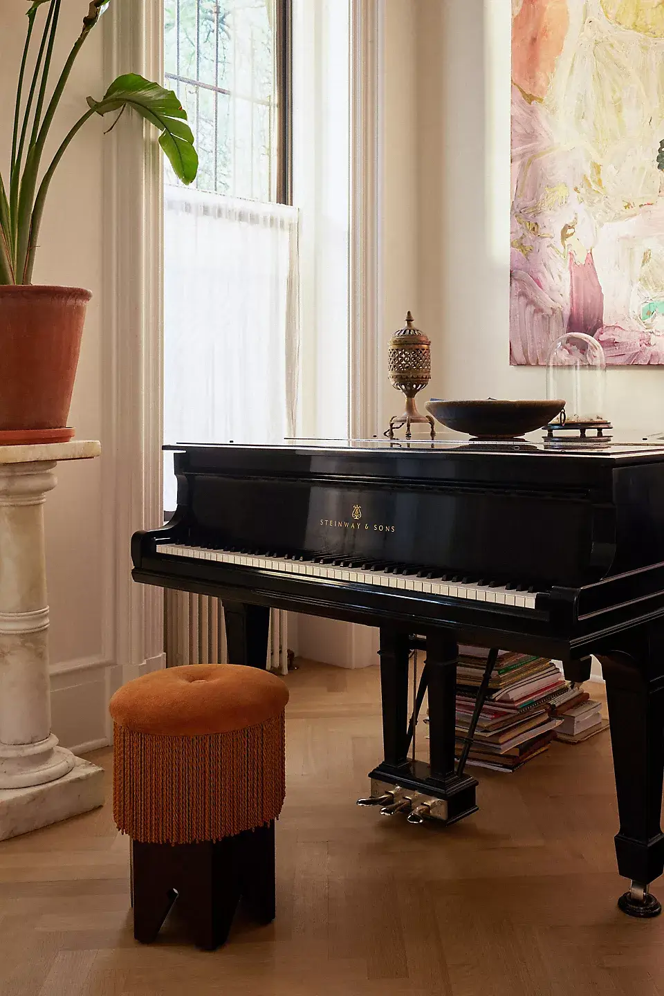 Anthropologie Teams Up with Suleika Jaouad and Jon Batiste For A Colorful Holiday Collection 4 anthropologie-Suleika-Jaouad-Jon-Batiste-holiday-collection-nordroom