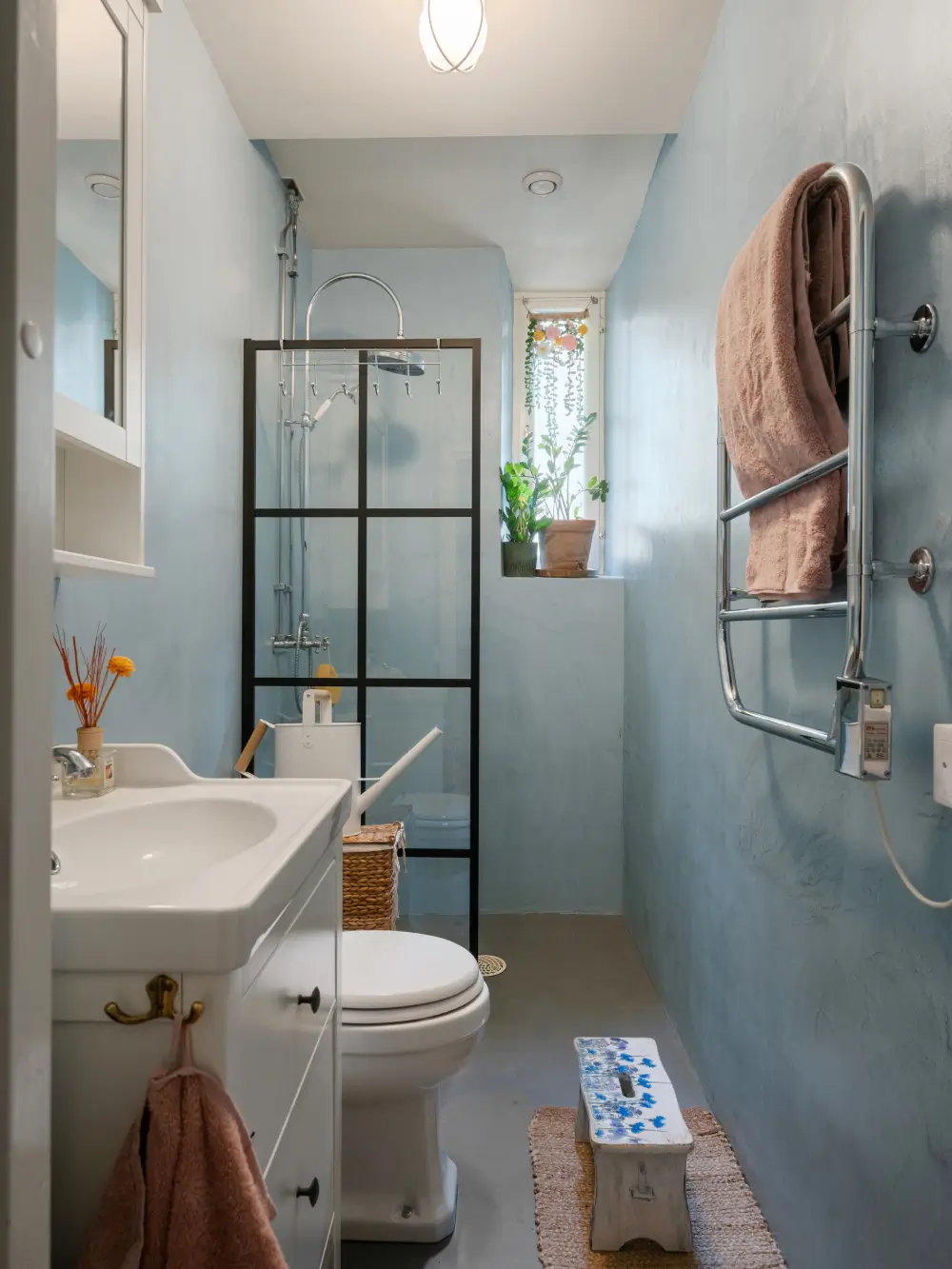 Colorful, Bohemian Interiors in a Turn-of-the-Century Stockholm Duplex 14 colorful-bohemian-duplex-apartment-stockholm