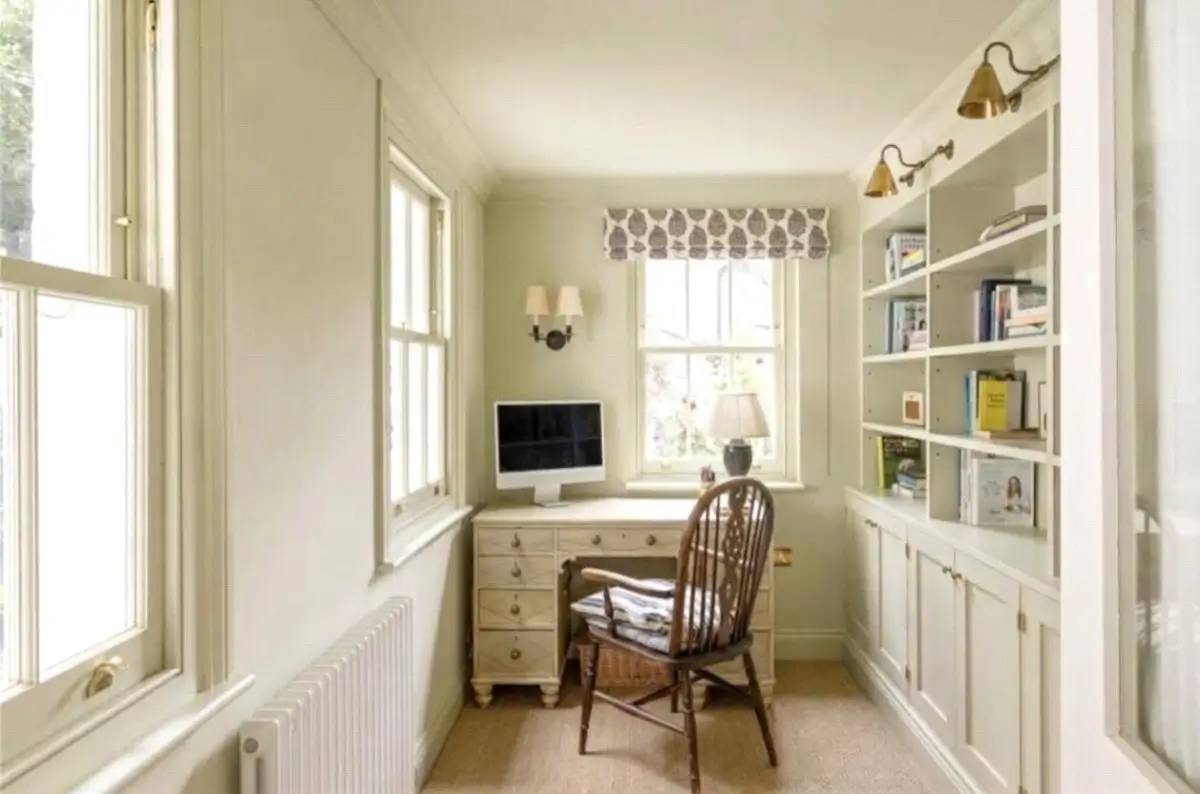 Color and Wallpaper in a Renovated Victorian Family Home in London 5 colorful-victorian-family-home-primrose-hill-london