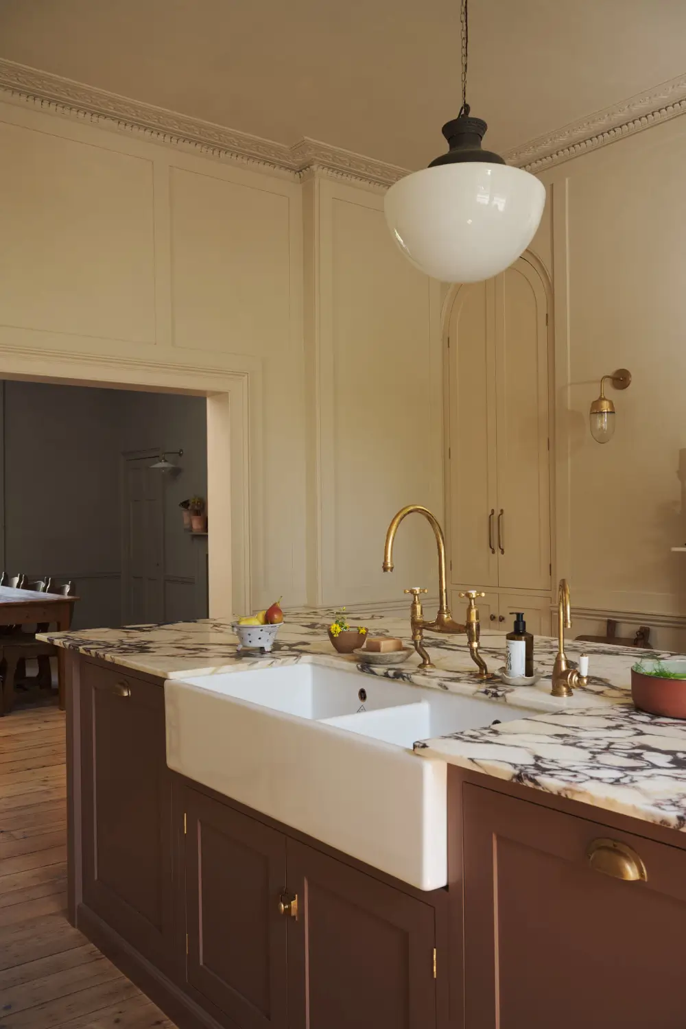 Georgian Grandeur and a Soft deVOL Shaker Kitchen in a Bath Townhouse 3 devol-shaker-style-kitchen-georgian-townhouse-nordroom