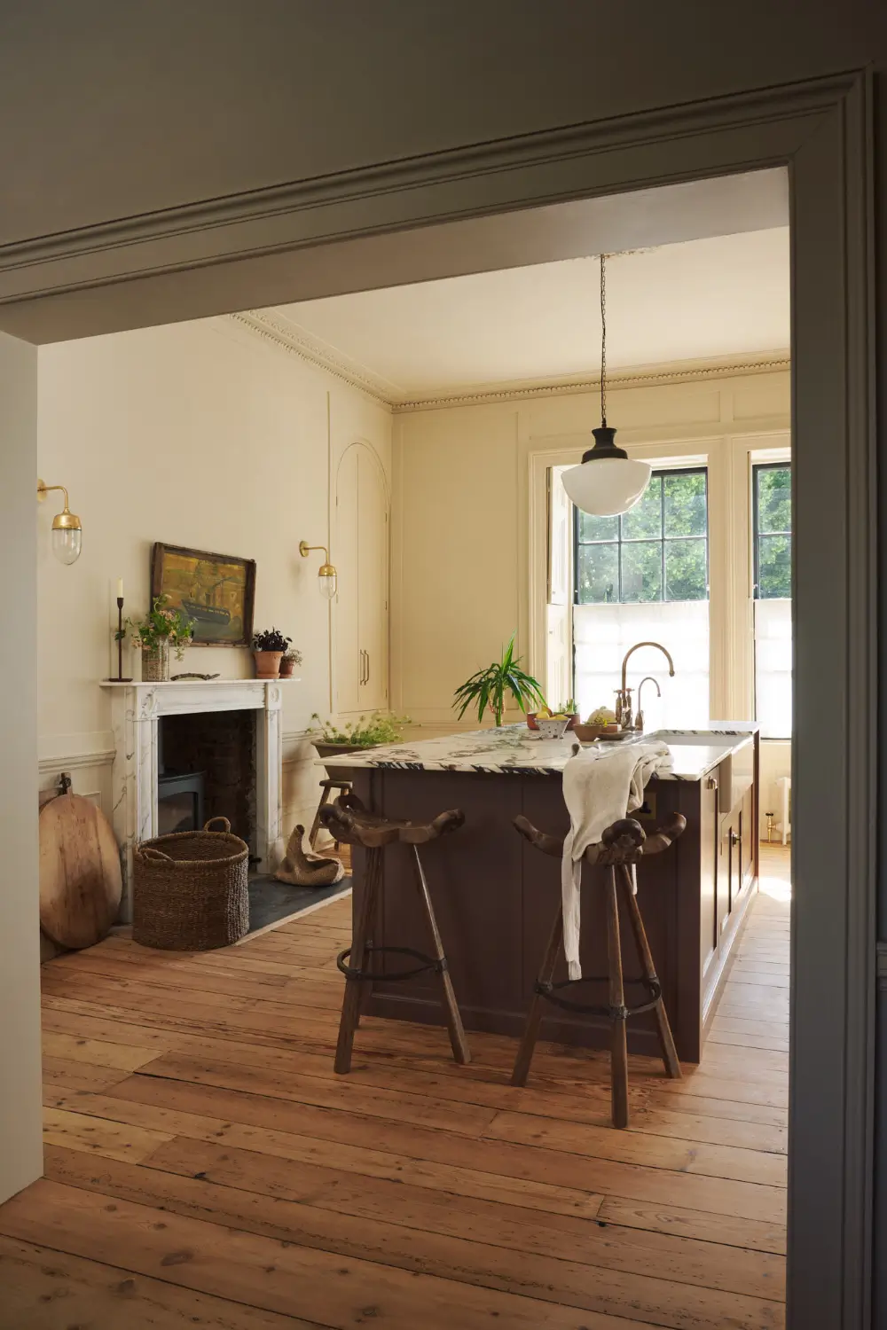 Georgian Grandeur and a Soft deVOL Shaker Kitchen in a Bath Townhouse 14 devol-shaker-style-kitchen-georgian-townhouse-nordroom
