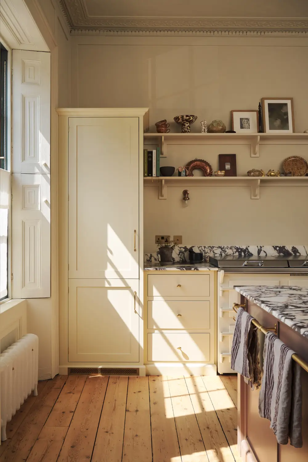 Georgian Grandeur and a Soft deVOL Shaker Kitchen in a Bath Townhouse 9 devol-shaker-style-kitchen-georgian-townhouse-nordroom