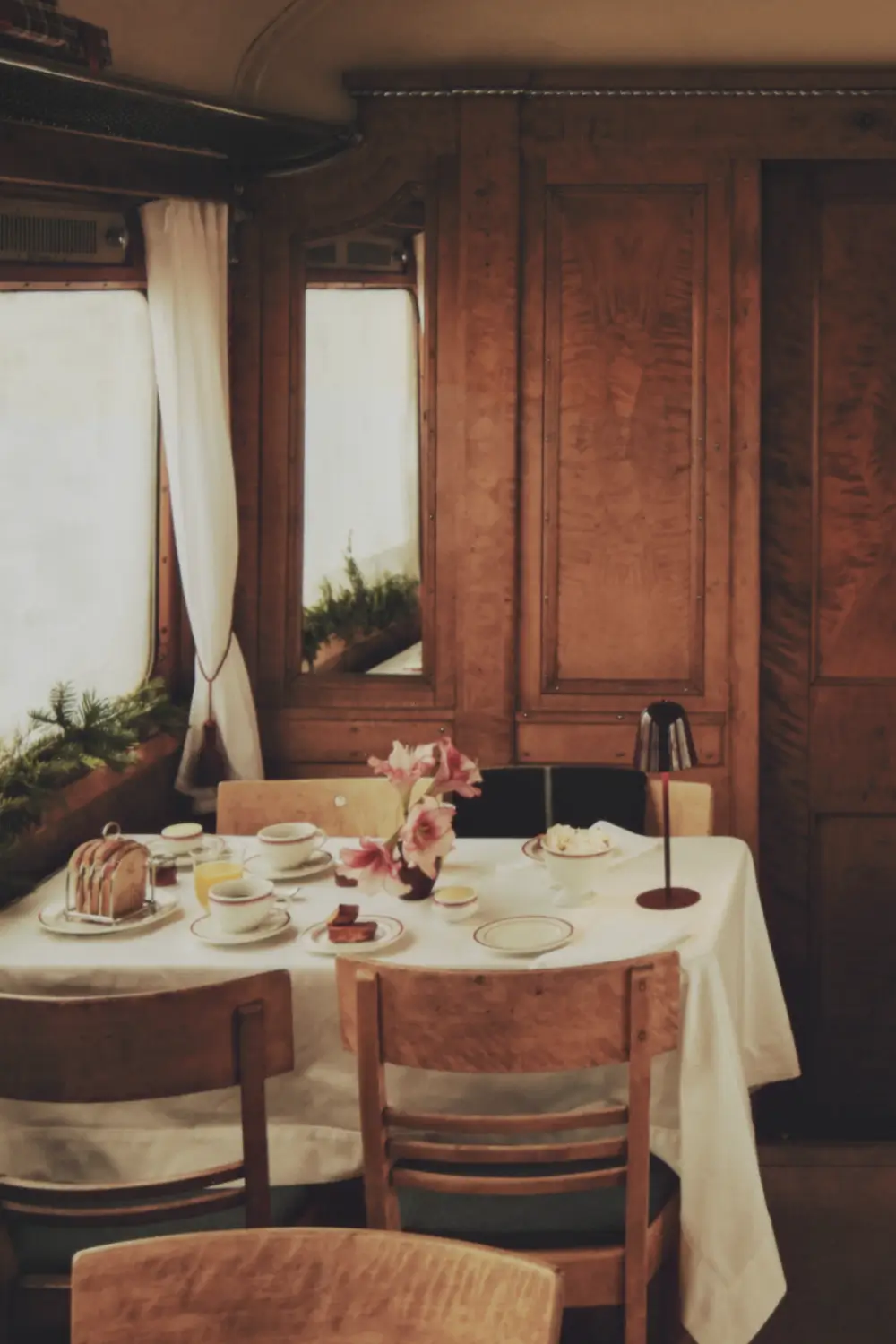 H&M Home Christmas Collection 2026 Brings Mountain Cabin Style To Your Home 11 hm-home-winter-holiday-christmas-collection-2026-nordroom