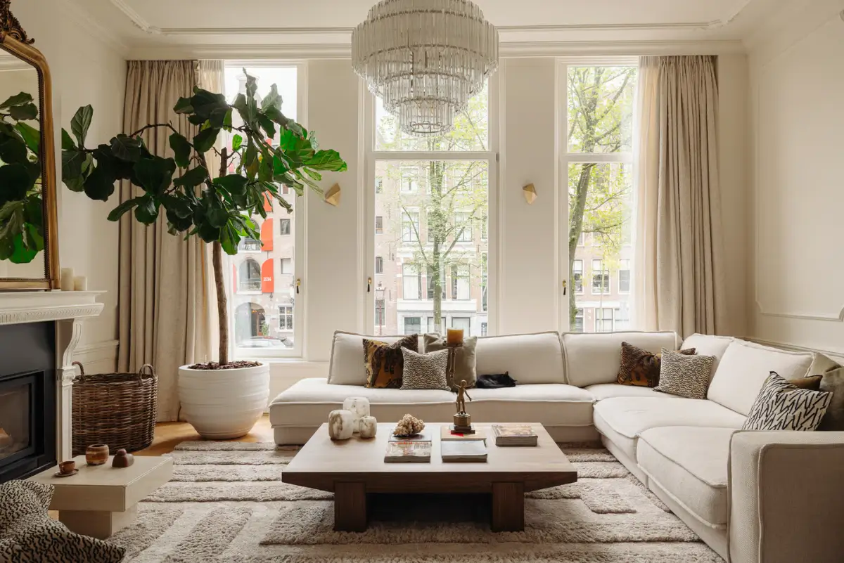 A Classic Amsterdam Canal House with a Light Blue Kitchen and a Secluded Garden 5 luxurious-canal-house-amsterdam