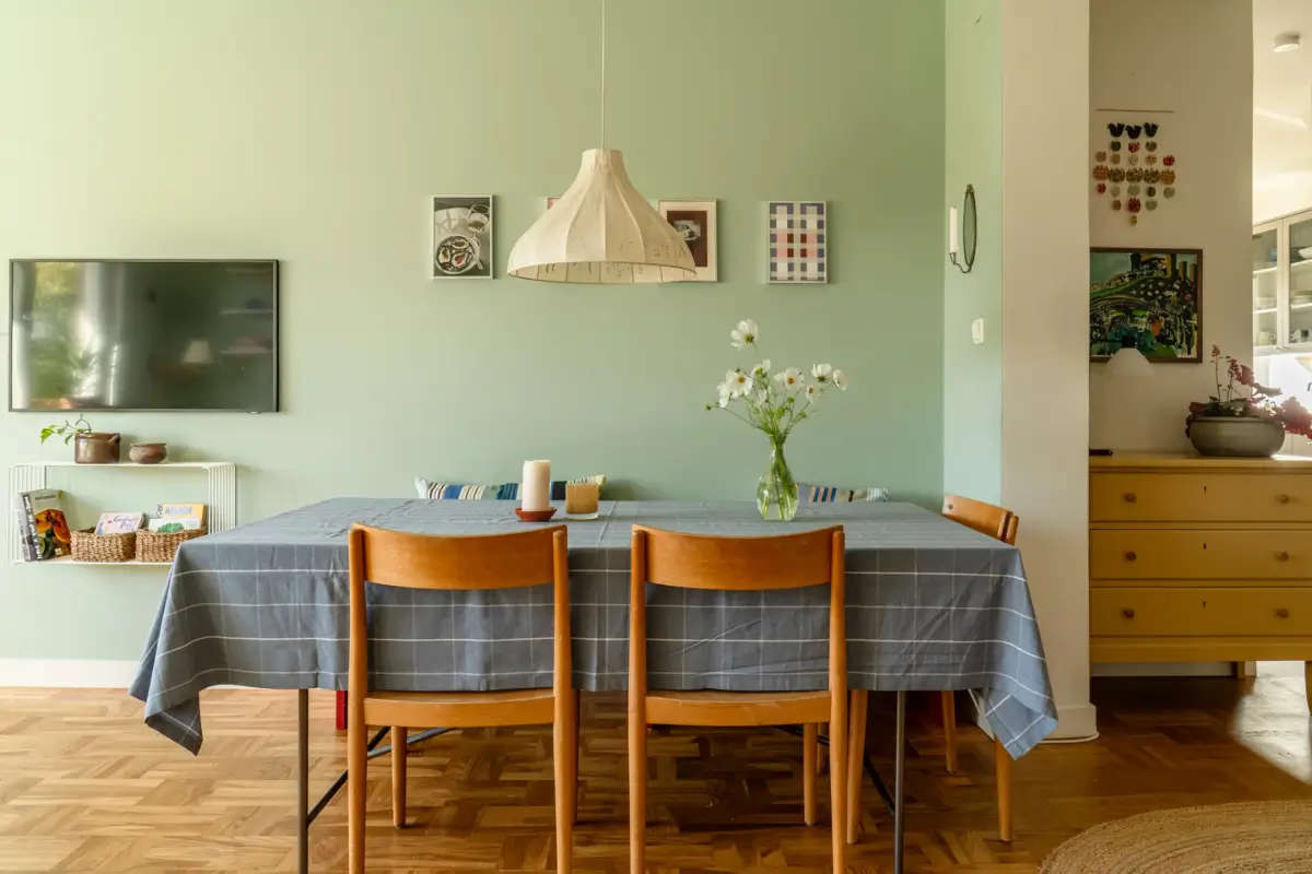 Original Marble and Oak Parquet in a 1940s Stockholm Apartment 13 original-elements-1940s-apartment-stockholm