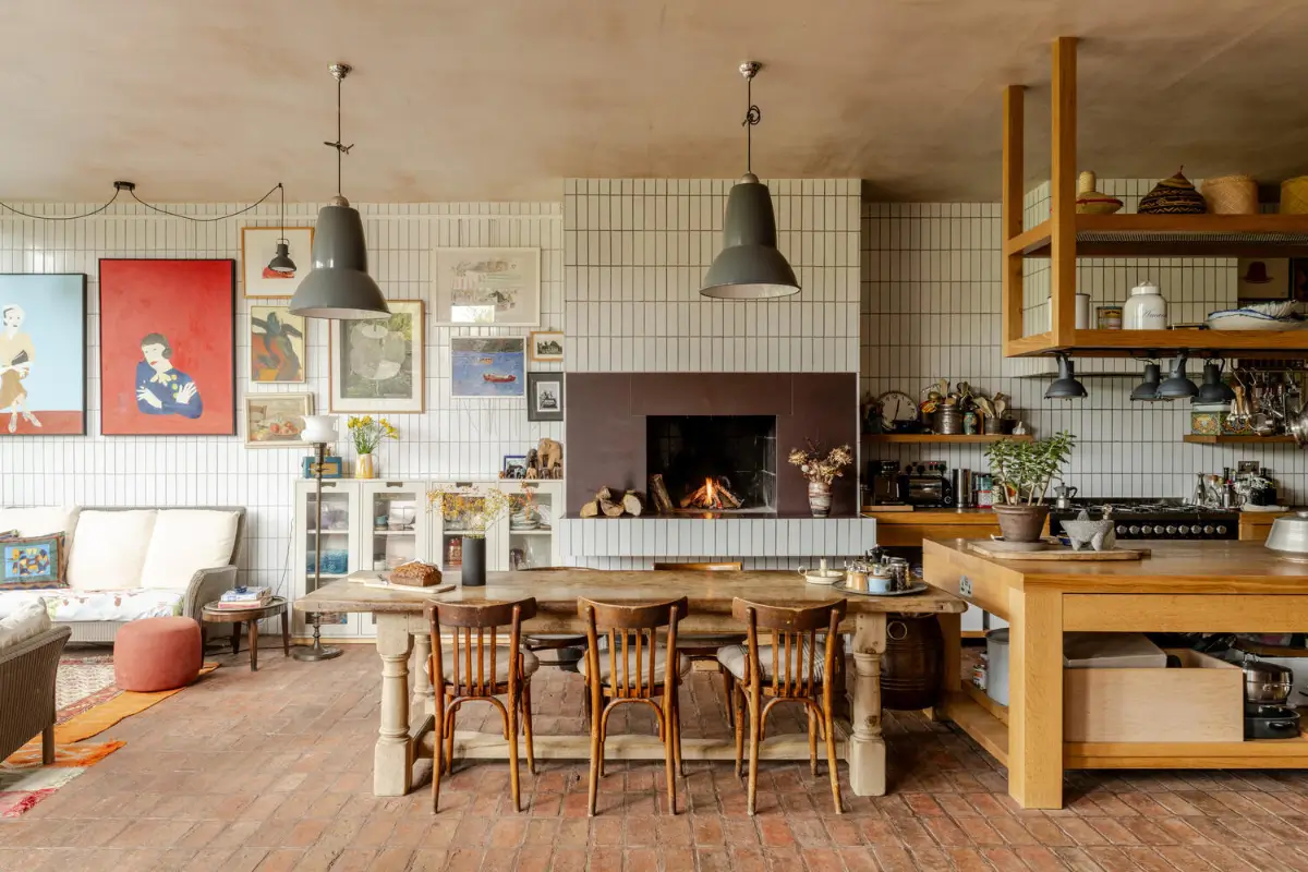 A Douglas Fir Extension Wraps Around an Arts and Crafts House in Petersfield 6 reimagined-arts-crafts-house-england