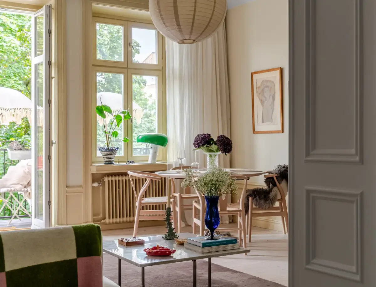 A Serene Palette with Red Pop of Color in an Early 20th-Century Apartment 4 soft-color-palette-red-accents-1912-apartment-stockholm