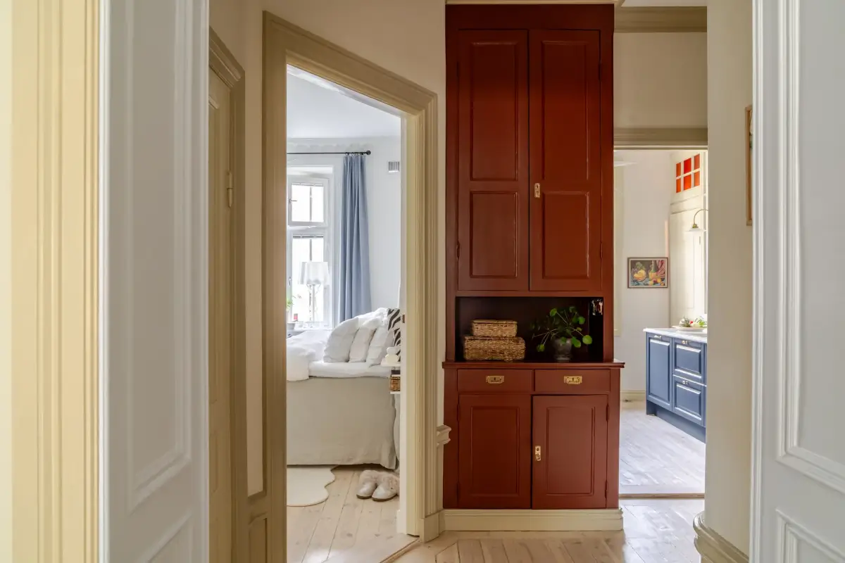 A Serene Palette with Red Pop of Color in an Early 20th-Century Apartment 34 soft-color-palette-red-accents-1912-apartment-stockholm