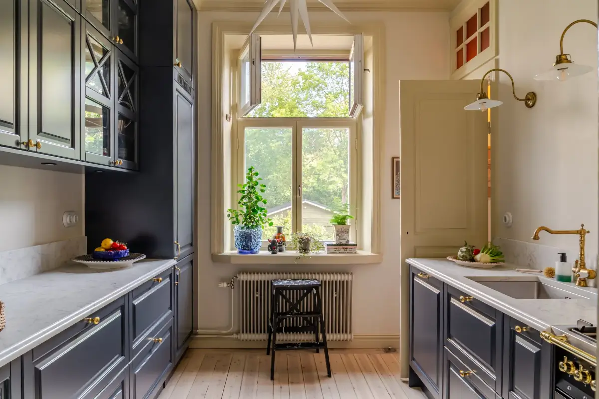 A Serene Palette with Red Pop of Color in an Early 20th-Century Apartment 18 soft-color-palette-red-accents-1912-apartment-stockholm