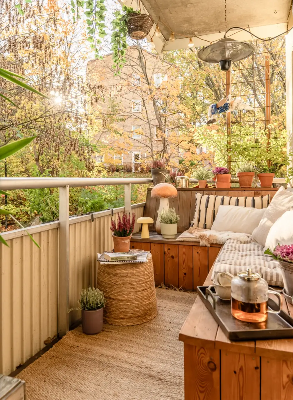 A Light-Filled 1940s Apartment with Vintage Furniture and a Cozy Balcony 20 vintage-decor-1940s-family-apartment-stockholm-nordroom