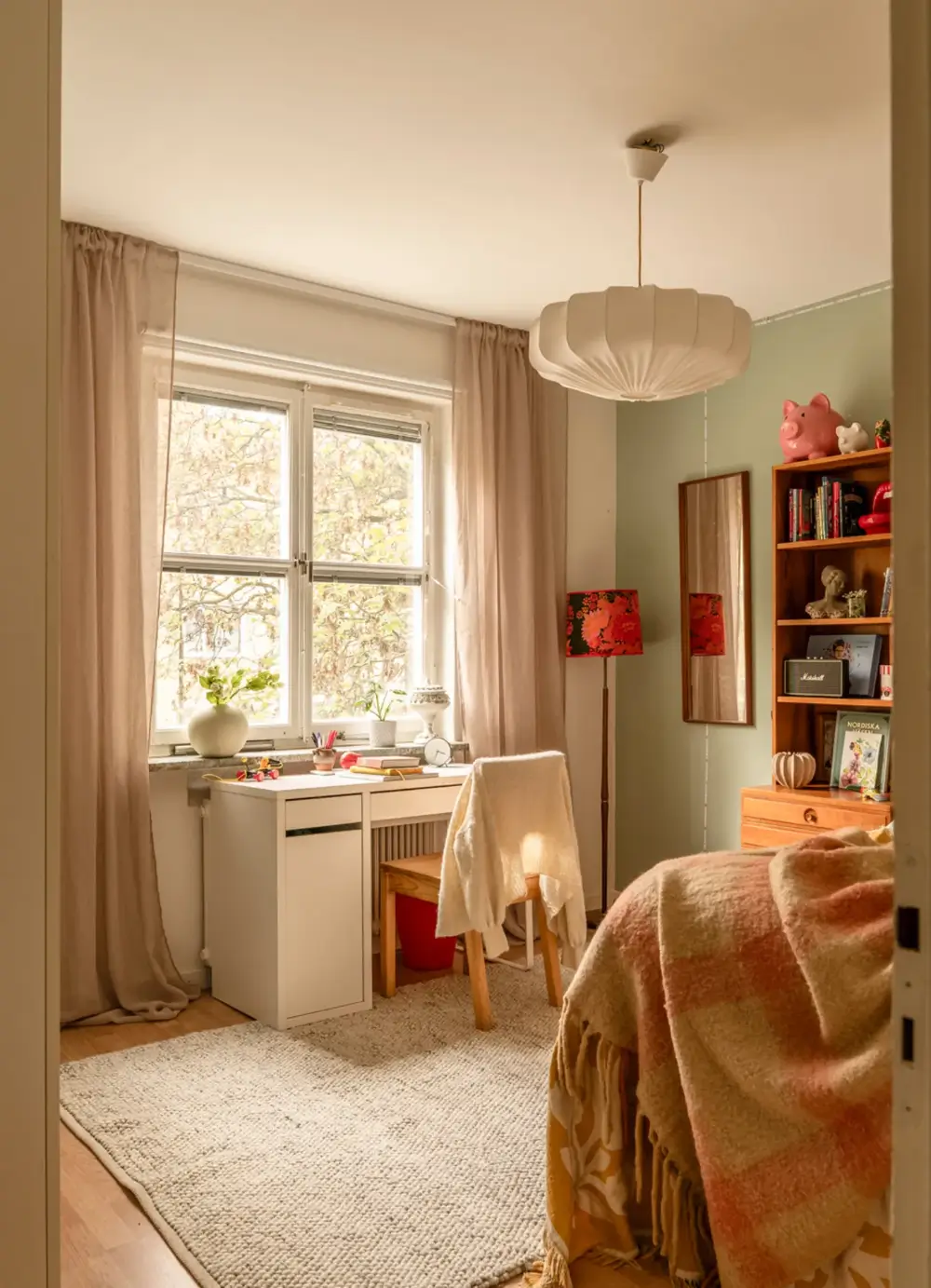 A Light-Filled 1940s Apartment with Vintage Furniture and a Cozy Balcony 32 vintage-decor-1940s-family-apartment-stockholm-nordroom