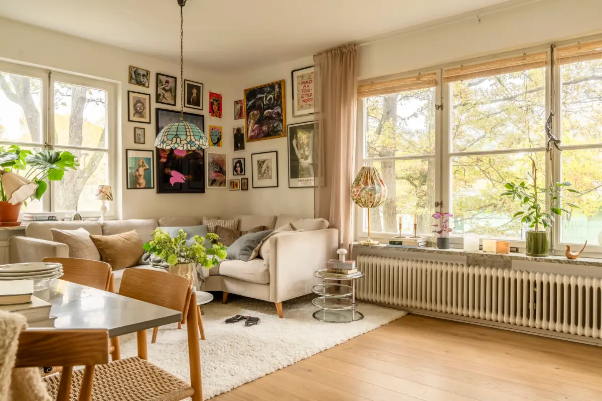 A Light-Filled 1940s Apartment with Vintage Furniture and a Cozy Balcony 4 vintage-decor-1940s-family-apartment-stockholm-nordroom